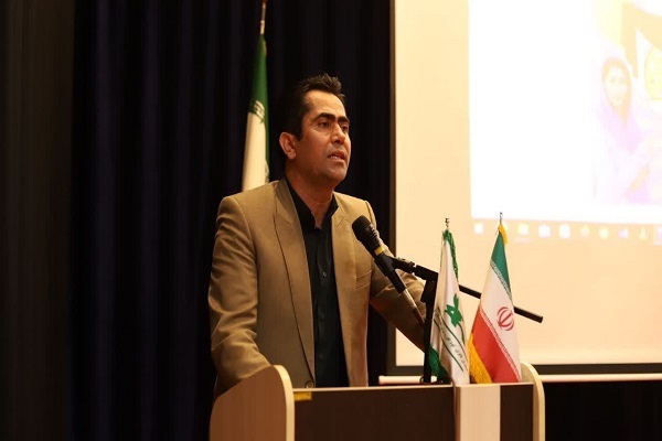 اسعد فرهادی رئیس حوزه هنری کردستان