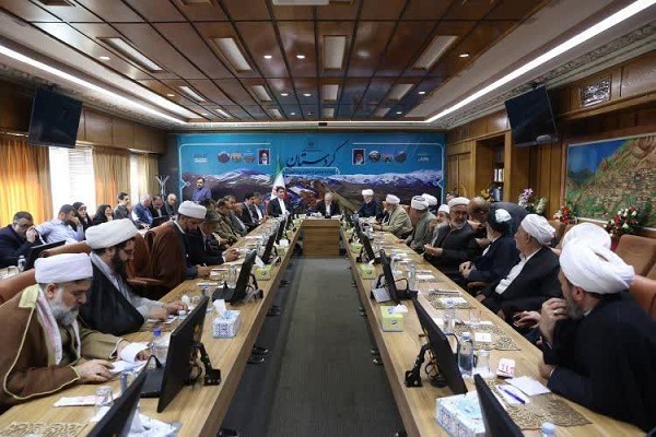 نشست رئیس جمهور با جمعی از علما و روحانیون کردستان نشست رئیس جمهور با جمعی از علما و روحانیون کردستان