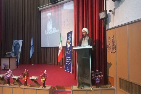 داوود بهنصر، مسئول دفتر نهاد رهبری در دانشگاه علوم پزشکی کردستان داوود بهنصر، مسئول دفتر نهاد رهبری در دانشگاه علوم پزشکی کردستان