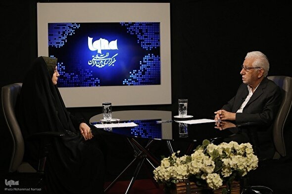 فیلم | علوم طبیعی و ریاضیات مقدمات فلسفه محسوب می‌شوند