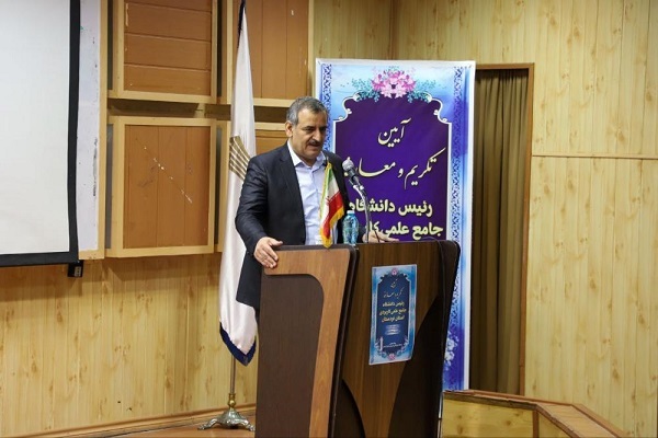 عادل سیوسهمرده، رئیس دانشگاه کردستان عادل سیوسهمرده، رئیس دانشگاه کردستان