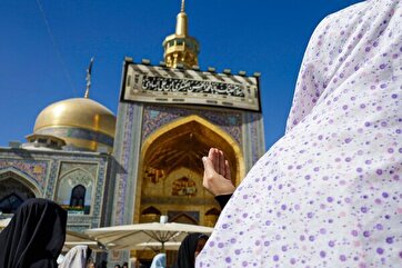 Fotos: Peregrinos Marcam Aniversário do Martírio do 11º Imam Xiita em Mashhad