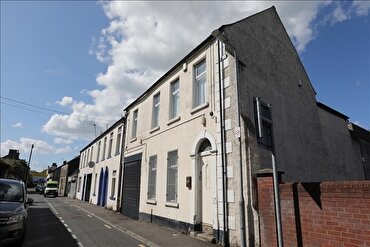 Wawili Wafikishwa Mahakamani kwa Njama ya Kushambulia Msikiti Ireland Kaskazini