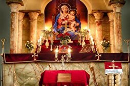 Калисои католикӣ: Марями муқаддас наҷотдиҳандаи инсонҳо нест