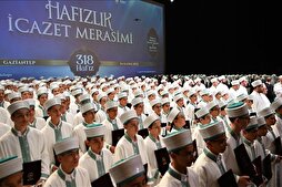 Gaziantep&#039;te Kur&#039;an&#039;ı ezberleyen 318 hafız için icazet töreni düzenlendi